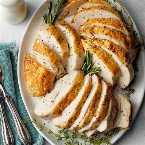 How does Herb Roasted Turkey Breast Combo fit into your Daily Goals - calories, carbs, nutrition