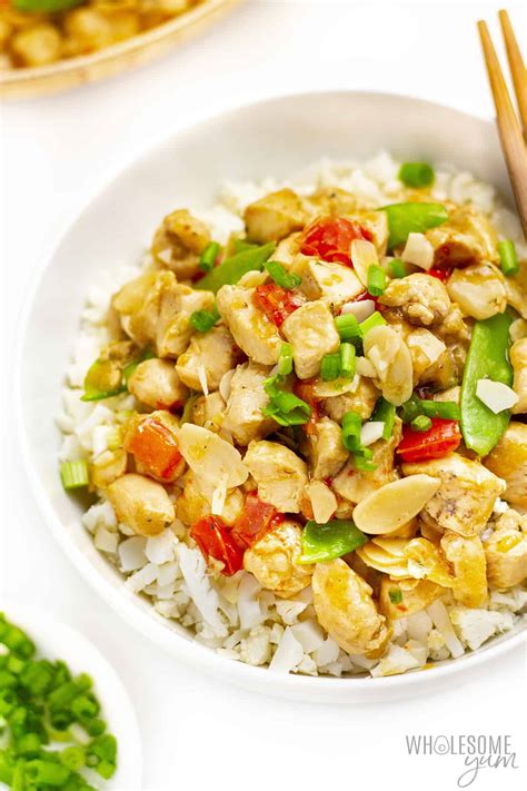 How does Honey Almond Chicken with rice and vegetable fit into your Daily Goals - calories, carbs, nutrition