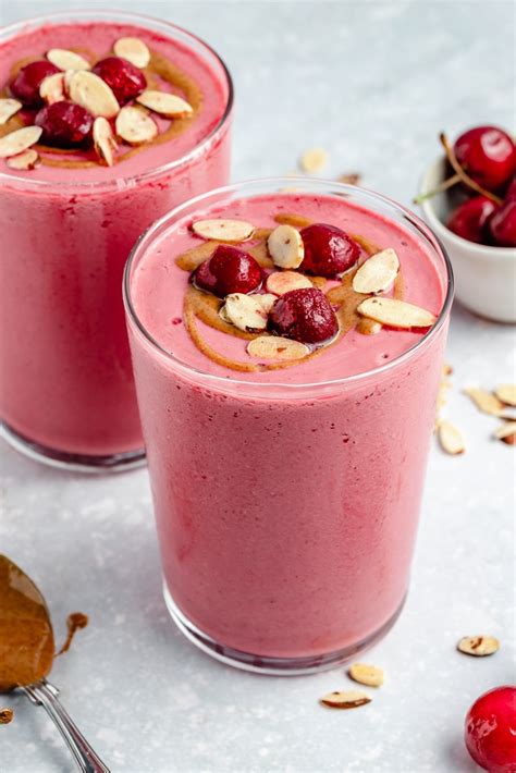How does Honey Almond Smoothie, 12 oz fit into your Daily Goals - calories, carbs, nutrition