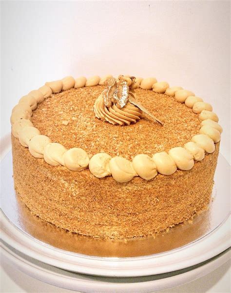 How does Honey Cake fit into your Daily Goals - calories, carbs, nutrition