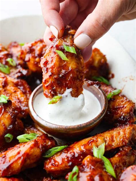 How does Honey Chipotle Wings fit into your Daily Goals - calories, carbs, nutrition