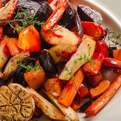 How does Honey Glazed Roasted Vegetables fit into your Daily Goals - calories, carbs, nutrition