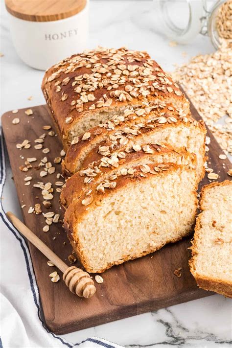 How does Honey Oat Bread fit into your Daily Goals - calories, carbs, nutrition