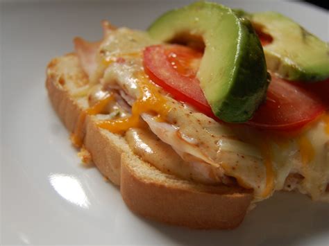 How does Hot Open Faced Turkey Sandwich fit into your Daily Goals - calories, carbs, nutrition