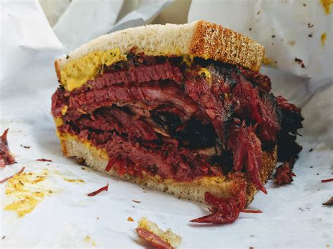 How does Hot Pastrami on Rye with Spicy Mustard fit into your Daily Goals - calories, carbs, nutrition