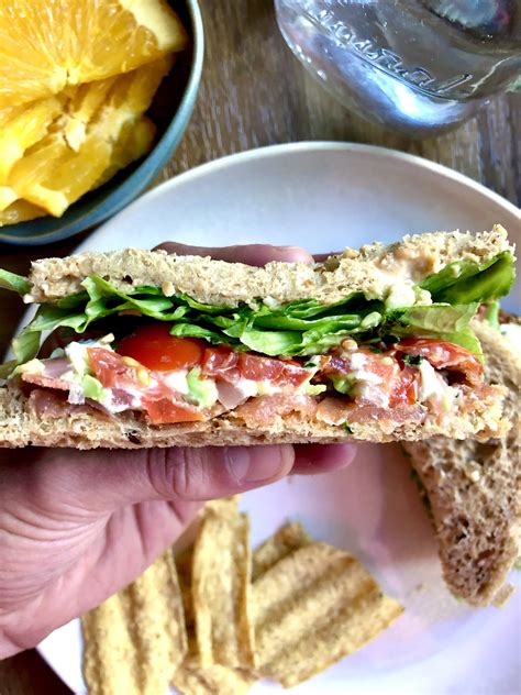 How does Hot Smoked Salmon Club Sandwich fit into your Daily Goals - calories, carbs, nutrition