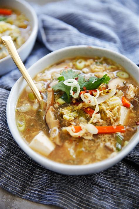 How does Hot and Sour Soup fit into your Daily Goals - calories, carbs, nutrition