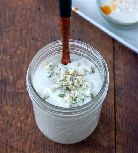 How does House Made Bleu Cheese Dressing fit into your Daily Goals - calories, carbs, nutrition