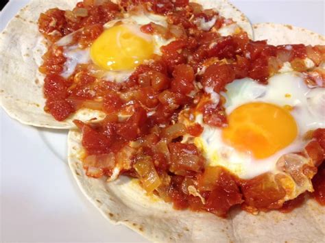 How does Huevos Rancheros fit into your Daily Goals - calories, carbs, nutrition