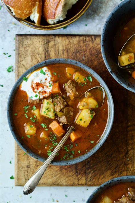 How does Hungarian Goulash Soup 16 oz fit into your Daily Goals - calories, carbs, nutrition