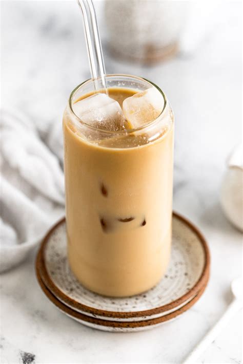 How does Iced Latte fit into your Daily Goals - calories, carbs, nutrition