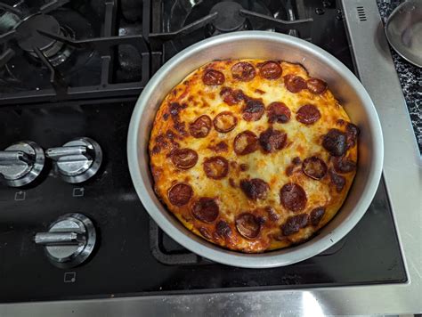 How does Individual Deep Dish Pepperoni Pizza fit into your Daily Goals - calories, carbs, nutrition