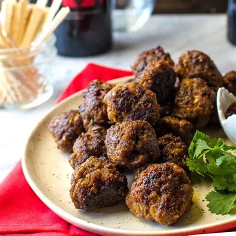 How does Indonesian Beef Meatballs (84823.0) fit into your Daily Goals - calories, carbs, nutrition