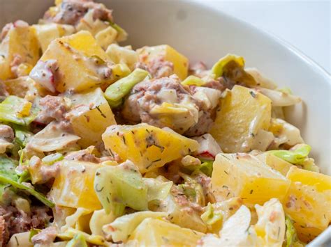 How does Irish Potato Salad fit into your Daily Goals - calories, carbs, nutrition