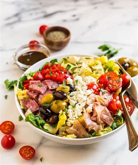 How does Italian Antipasto Salad withTurkey fit into your Daily Goals - calories, carbs, nutrition