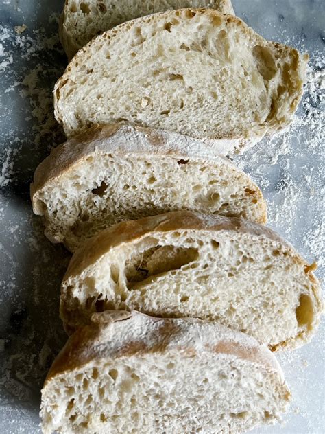 How does Italian Ciabatta fit into your Daily Goals - calories, carbs, nutrition