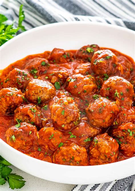 How does Italian Meatballs fit into your Daily Goals - calories, carbs, nutrition