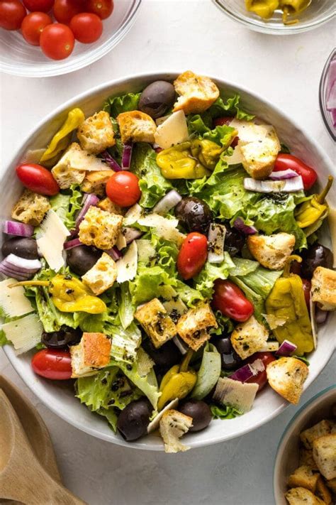 How does Italian Salad Dressing fit into your Daily Goals - calories, carbs, nutrition