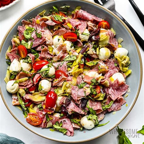How does Italiano Salad fit into your Daily Goals - calories, carbs, nutrition