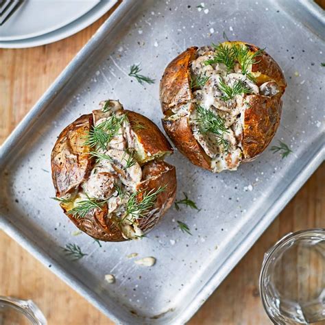 How does Jacket Potato Topping - Creamy Garlic Mushrooms fit into your Daily Goals - calories, carbs, nutrition