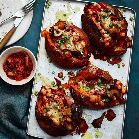 How does Jacket Potato Topping - Ratatouille Provencal fit into your Daily Goals - calories, carbs, nutrition