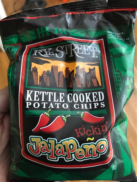 How does Jalapeno Potato Chips fit into your Daily Goals - calories, carbs, nutrition