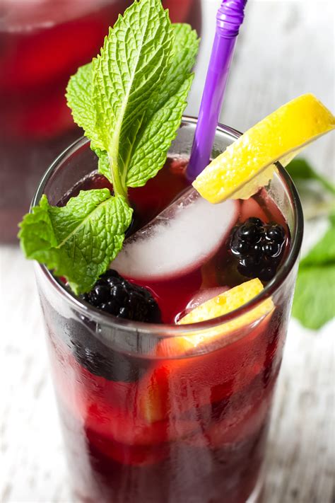 How does Jazzmans Iced Tea Blackberry Lemon 12 oz fit into your Daily Goals - calories, carbs, nutrition