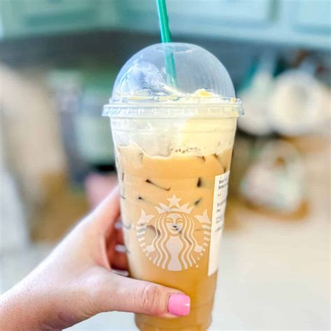 How does Jazzmans Iced White Mocha Lavender 16 oz fit into your Daily Goals - calories, carbs, nutrition