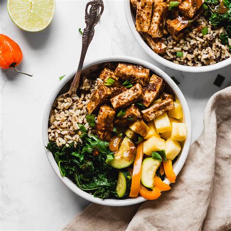 How does Jerk Tofu with Vegetables fit into your Daily Goals - calories, carbs, nutrition