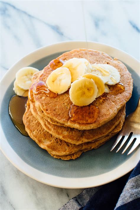 How does Johnny Appleseed Whole Wheat Pancakes fit into your Daily Goals - calories, carbs, nutrition