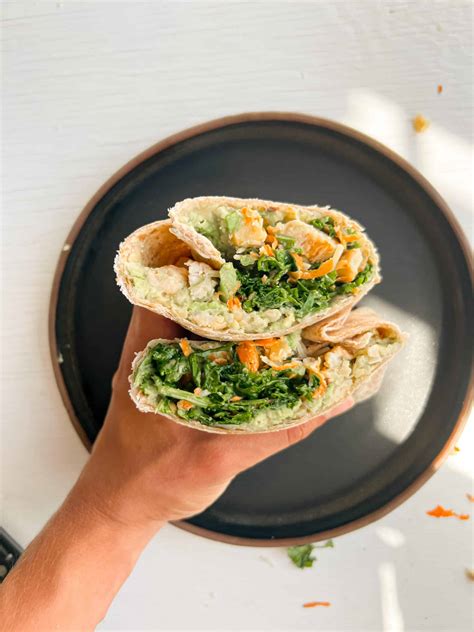 How does Kale Caesar Avocado Wrap fit into your Daily Goals - calories, carbs, nutrition