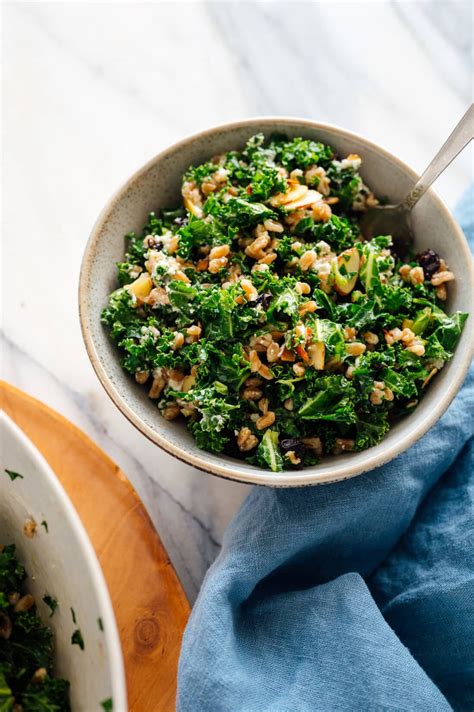 How does Kale Farro Salad with Crispy Tofu fit into your Daily Goals - calories, carbs, nutrition