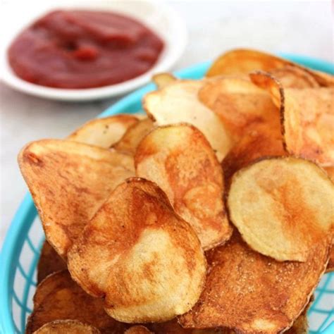 How does Kettle Cooked Chips fit into your Daily Goals - calories, carbs, nutrition