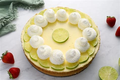 How does Key Lime Cheesecake Round fit into your Daily Goals - calories, carbs, nutrition