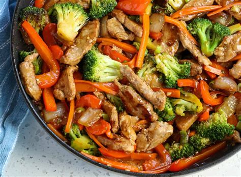 How does Kids Pork Stir Fry fit into your Daily Goals - calories, carbs, nutrition