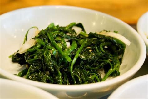 How does Korean Rice with Watercress fit into your Daily Goals - calories, carbs, nutrition