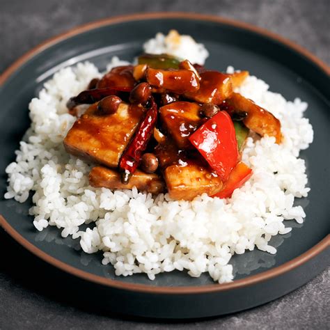 How does Kung Pao Chicken with Jasmine Rice fit into your Daily Goals - calories, carbs, nutrition