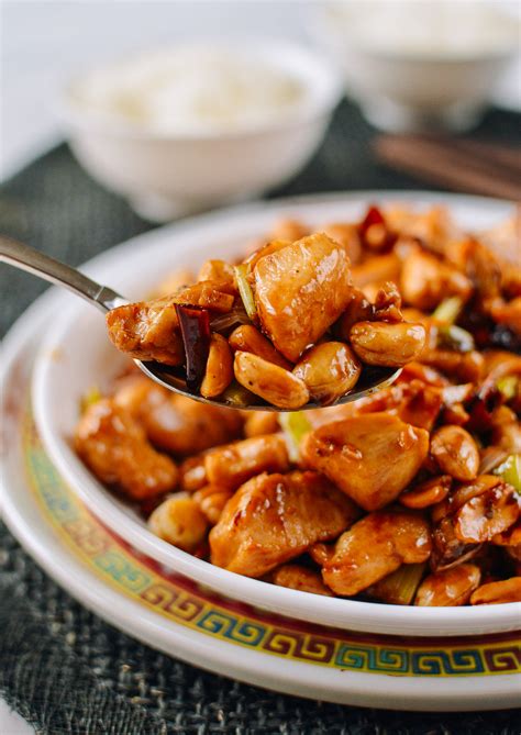 How does Kung Pao Pork fit into your Daily Goals - calories, carbs, nutrition