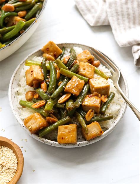 How does Kung Pao Tofu fit into your Daily Goals - calories, carbs, nutrition