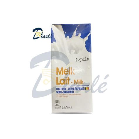 How does Lait Demi-Ecreme fit into your Daily Goals - calories, carbs, nutrition