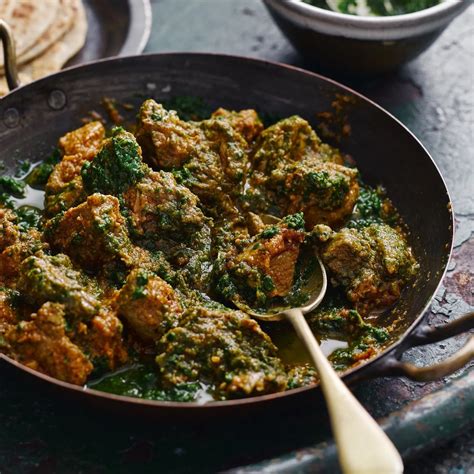 How does Lamb Saag Aloo Curry, Broccoli & Brown Rice fit into your Daily Goals - calories, carbs, nutrition