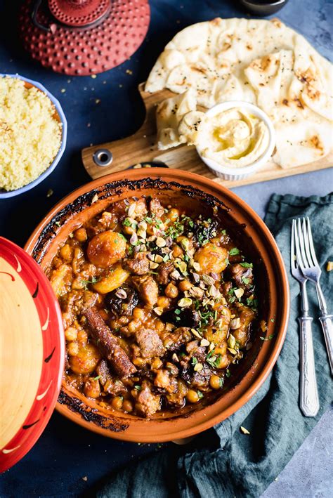 How does Lamb Tagine fit into your Daily Goals - calories, carbs, nutrition