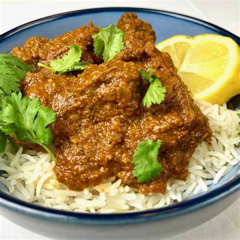 How does Lamb Vindaloo Rice & Chutney Monsoon fit into your Daily Goals - calories, carbs, nutrition