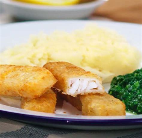 How does Large Battered Cod fit into your Daily Goals - calories, carbs, nutrition