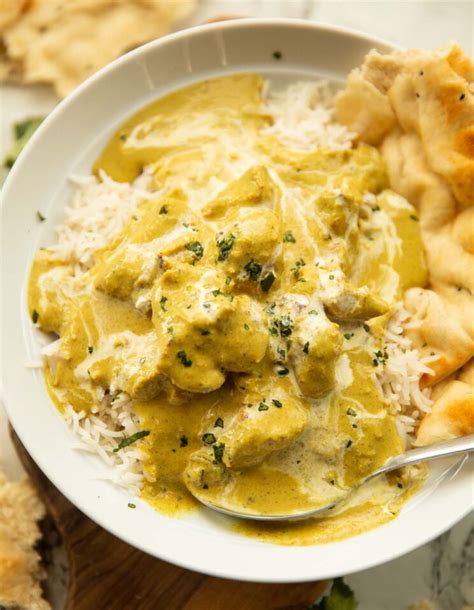 How does Large Chicken Korma and Rice fit into your Daily Goals - calories, carbs, nutrition