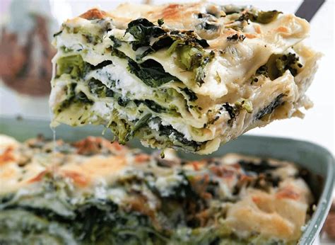 How does Lasagna, Broccoli Cheese (Bostwick) fit into your Daily Goals - calories, carbs, nutrition