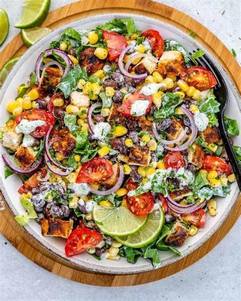 How does Latin Grilled Chicken Salad fit into your Daily Goals - calories, carbs, nutrition