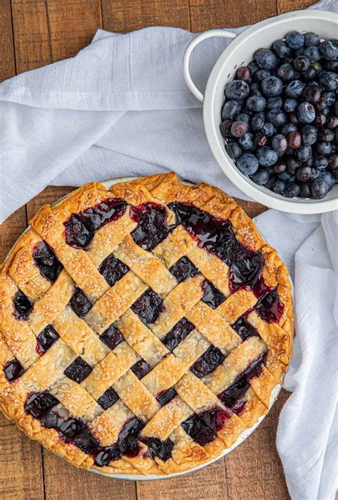 How does Lattice Top Blueberry Pie fit into your Daily Goals - calories, carbs, nutrition