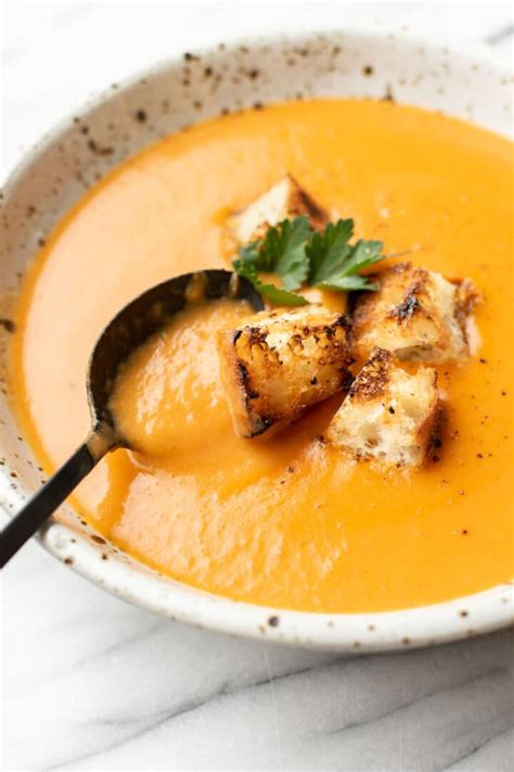 How does Leek and Tomato Soup fit into your Daily Goals - calories, carbs, nutrition