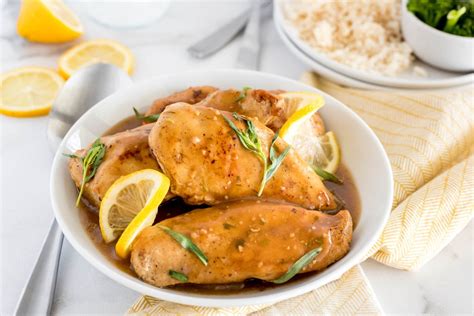 How does Lemon Tarragon Chicken fit into your Daily Goals - calories, carbs, nutrition